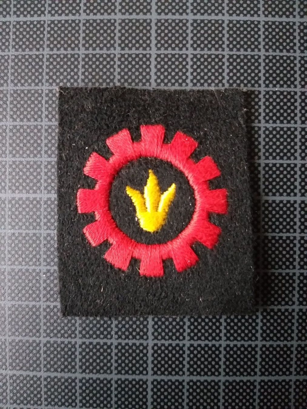 Placchette & Badge: Funktionsabzeichen Gerätemechaniker – Usato da Bauma venduto da SwissMilitaria