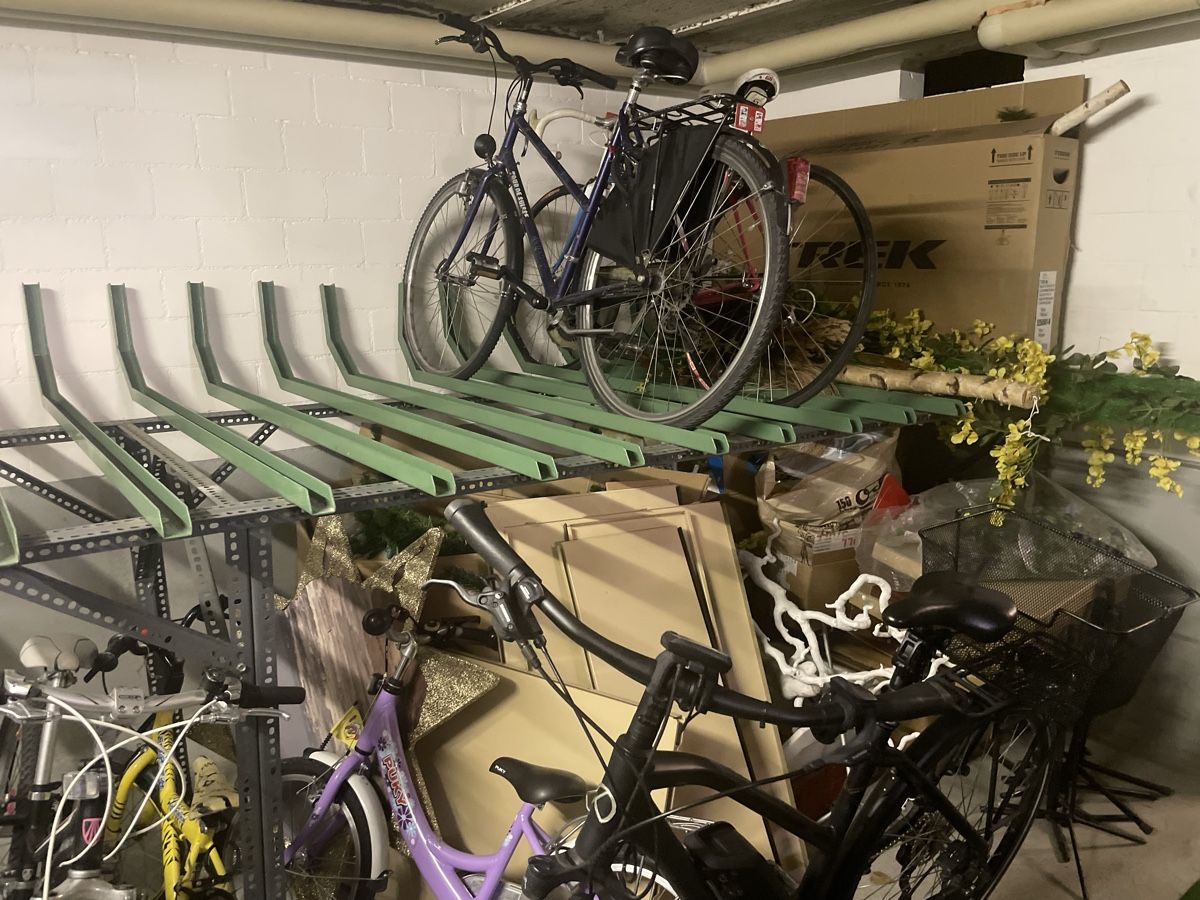 Rateliers à velo: Velo ständer für ca.50 Velo – D'occasion à Elgg par M-A-C 2
