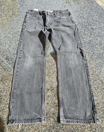 Levi's Jeans 501 schwarz Grösse W32 L34 guter Zustand