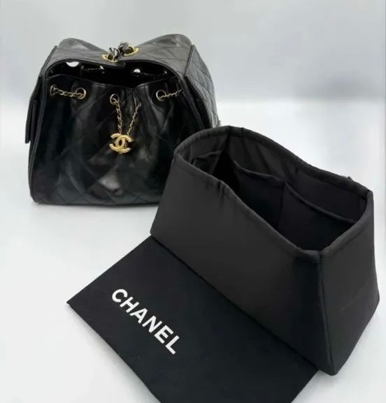 Chanel Sacs femmes: Chanel 25 Small, schwarz – D'occasion à Triesen par atos87 1