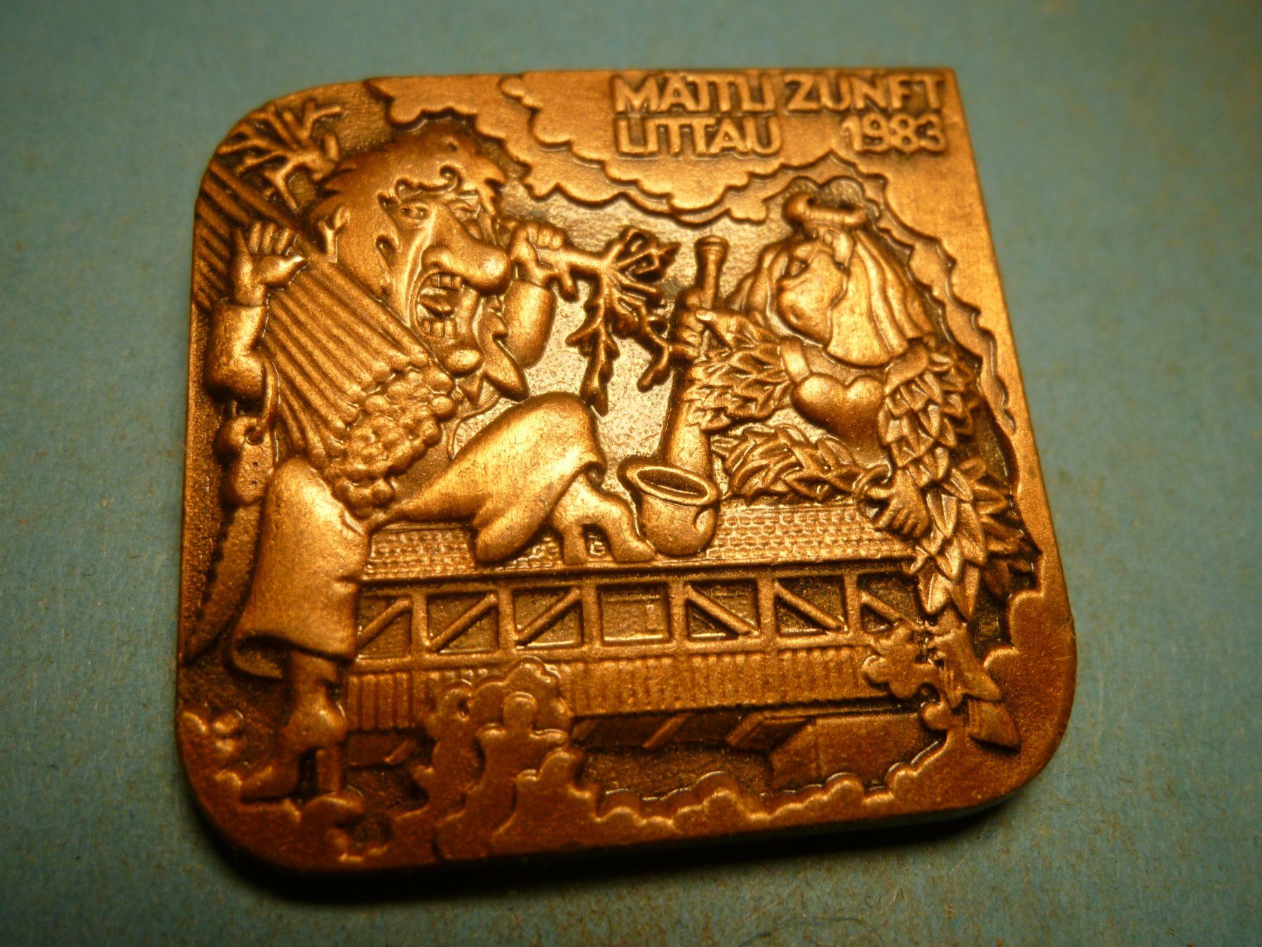 Placchette & Badge: LITTAU 1983 BRONZE – Usato da Ried (Muotathal) venduto da Mandarin02