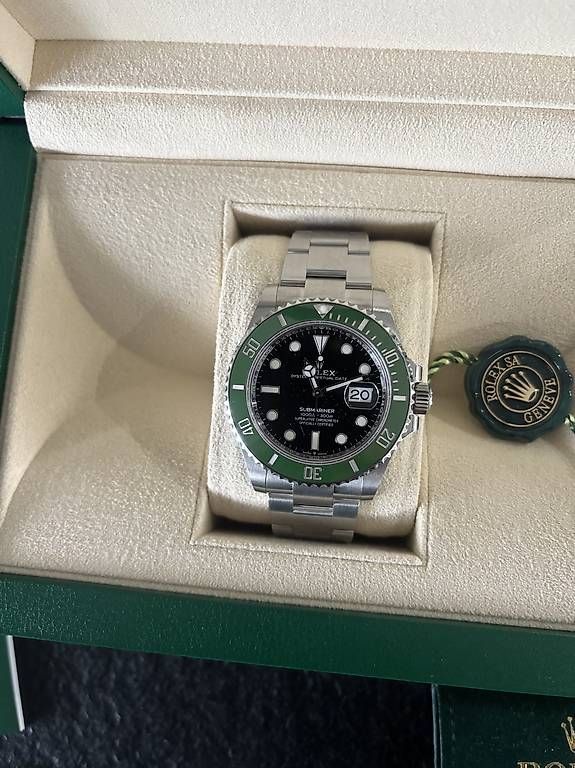Uhren: Rolex Submariner Starbucks – Neu und originalverpackt aus Vessy von dolphintower