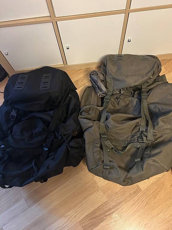 Zaini: 2x Rucksack 88L Militär – Usato da ebikon venduto da nin_77mk