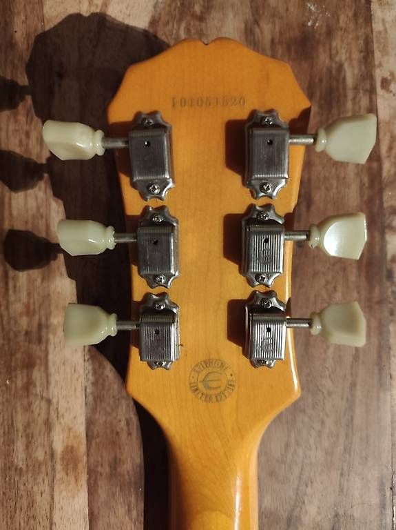 Epiphone Strumenti musicali: Epiphone Les Paul HB Flame Top 2010 – Usato da Locarno venduto da Messlineal 1