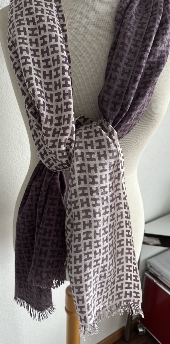 Hemisphere Foulard & Sciarpe: Hemisphere Schal Cashmere/Seide – Nuovo (secondo la descrizione) da Rüti ZH venduto da alfaromeo96 1
