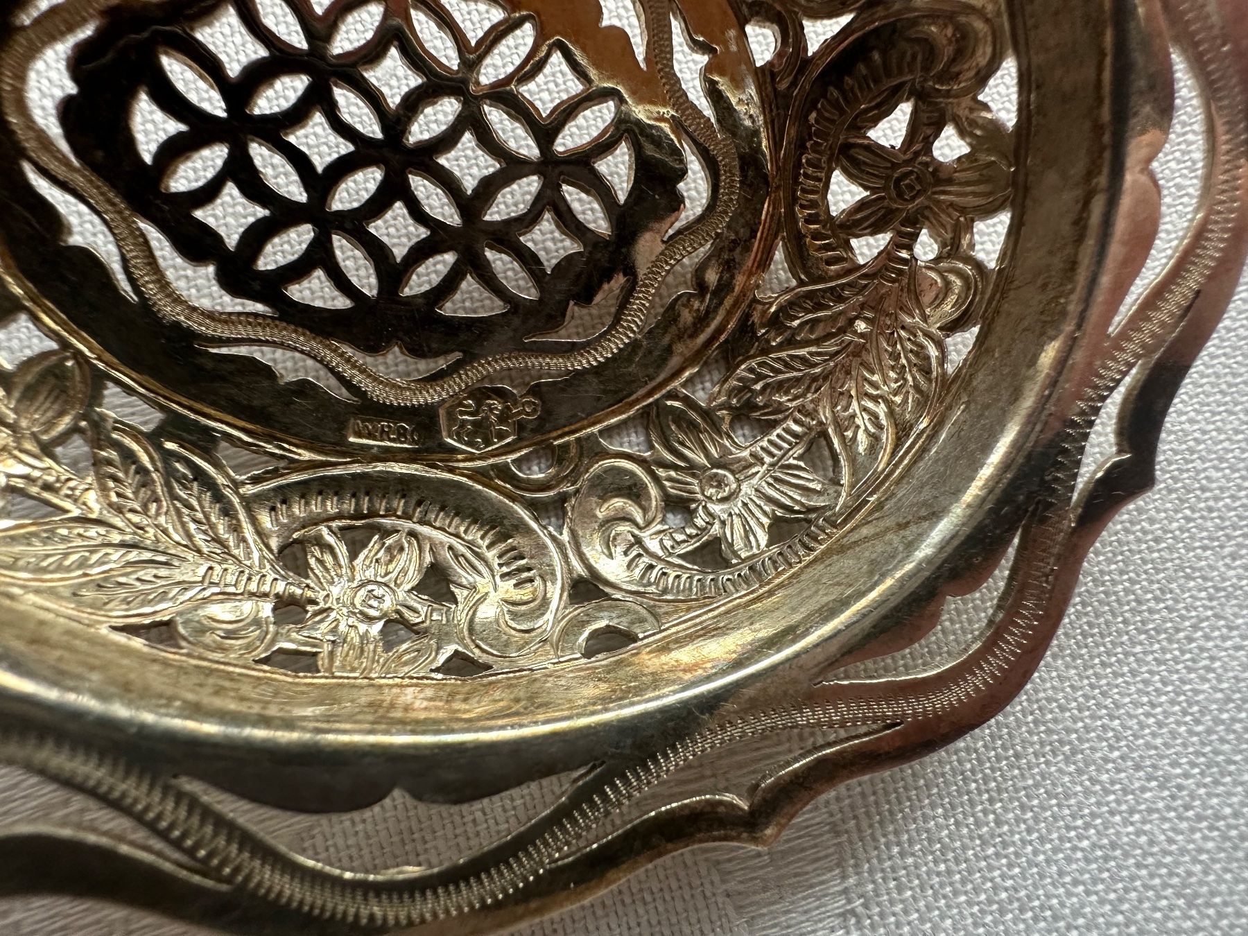 Cucchiai: Antiker Teeeinsatz Handgefertigt aus Silber – Usato da Stettfurt venduto da 2442 6