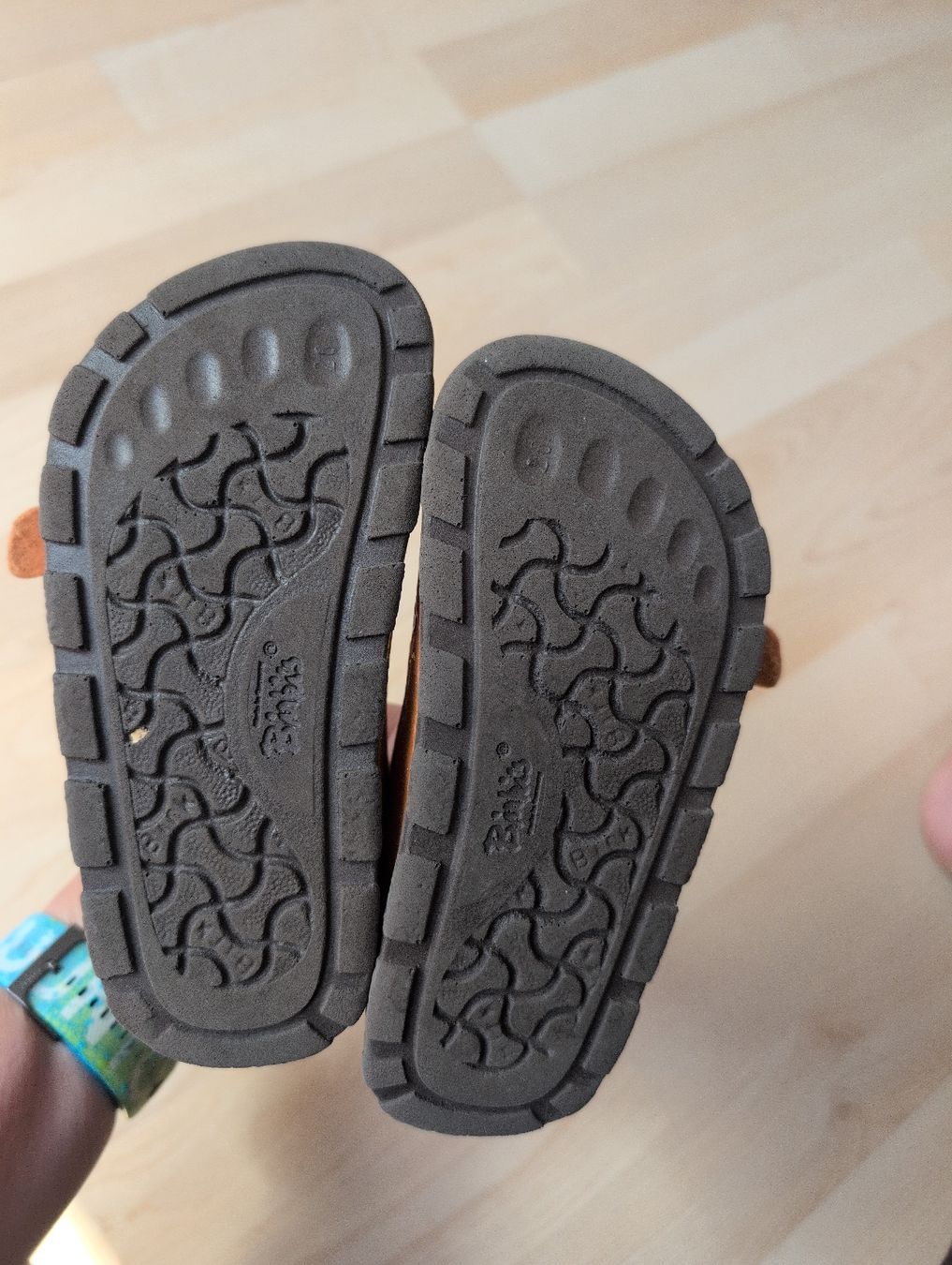 Birkenstock Scarpe per ragazzi: Birkenstock Kindersandalen  – Usato da Bonaduz venduto da ChristinaCh 1