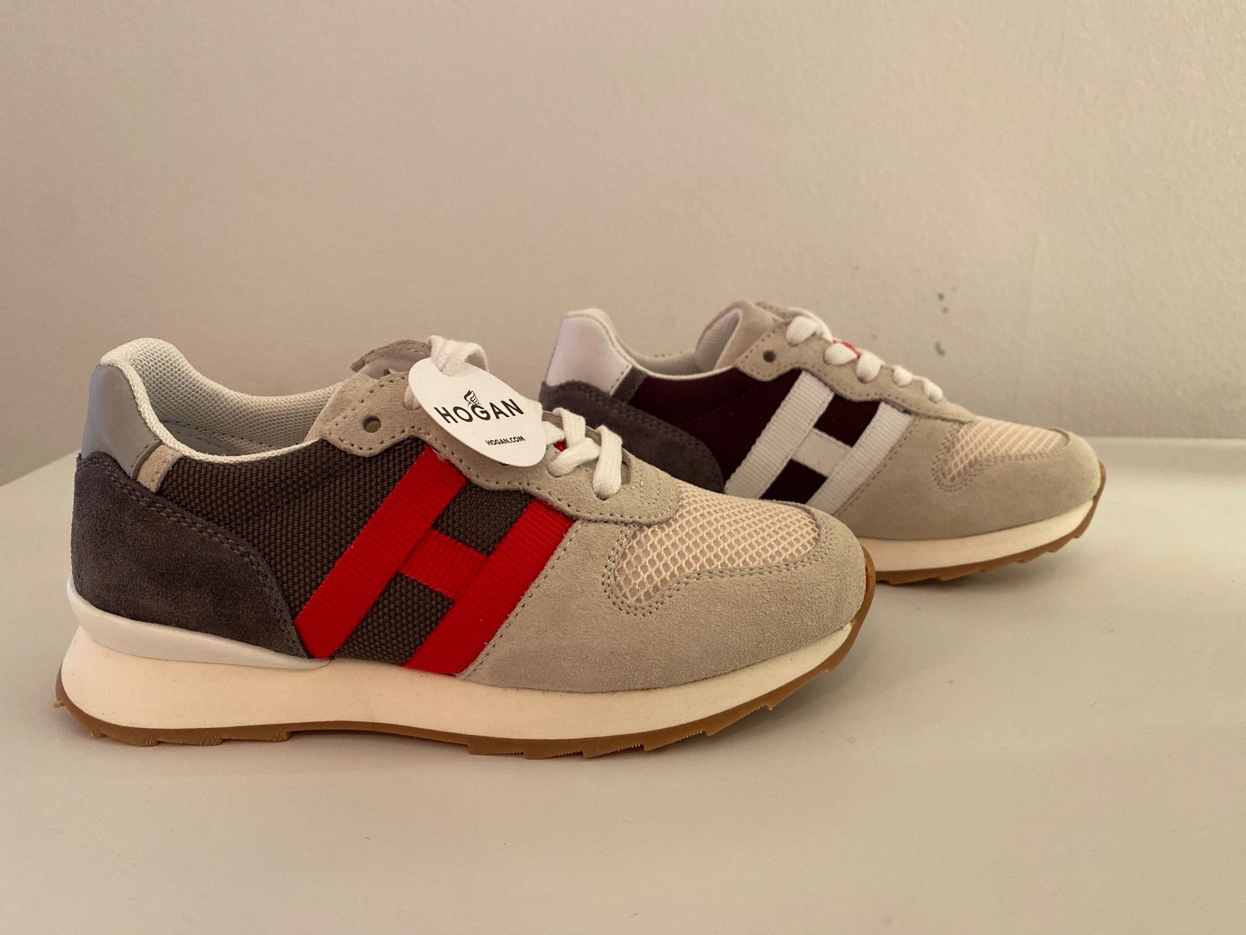 Hogan Scarpe per ragazzi: Kinder Sneaker von Hogan. Grösse 29. – Nuovo e nell'imballaggio originale da Zürich venduto da Accent444 1