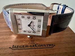 JAEGER LE COULTRE Reverso Classic Medium Thin, Quartz, 2023