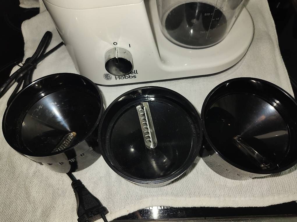 Elettrodomestici da cucina: Gemüse-Spiralschneider Russell-Hobbs – Usato da Wädenswil venduto da carloo73 2