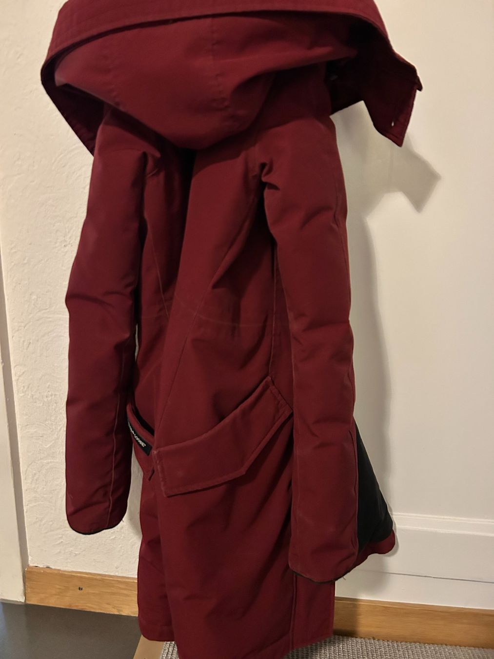 Canada Goose Cappotti: Canada Goose Winterparka Damen Grösse SP – Usato da Bern venduto da ewi21 4