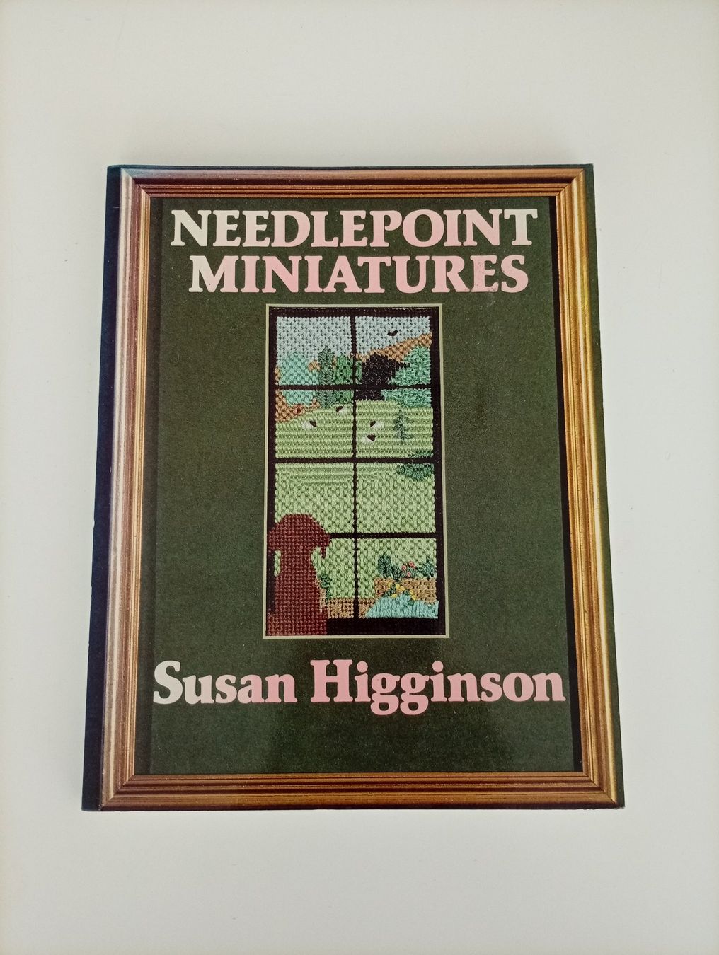 Libri: Needlepoint Miniatures, Susan Higginson – Usato da Locarno venduto da edn.vintage