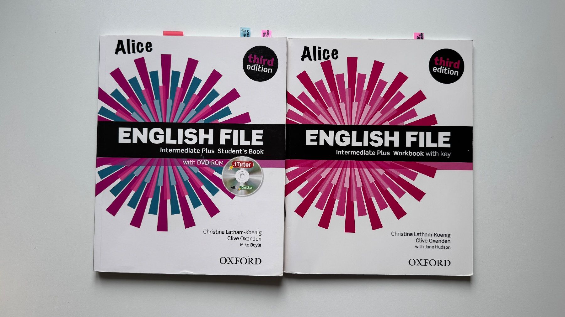 Bücher: English File Intermediate Plus 3rd ED Student's & Workbook – Gebraucht aus Luzern von Ecila007