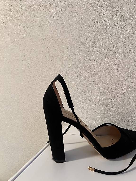 Chaussures femmes: Tacchi alla schiava neri n.38 – D'occasion à Tenero par loa_7m8d 1