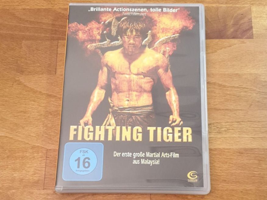 Tutti i DVDs: Fighting Tiger (2008) – Usato da Pfungen venduto da Whitie