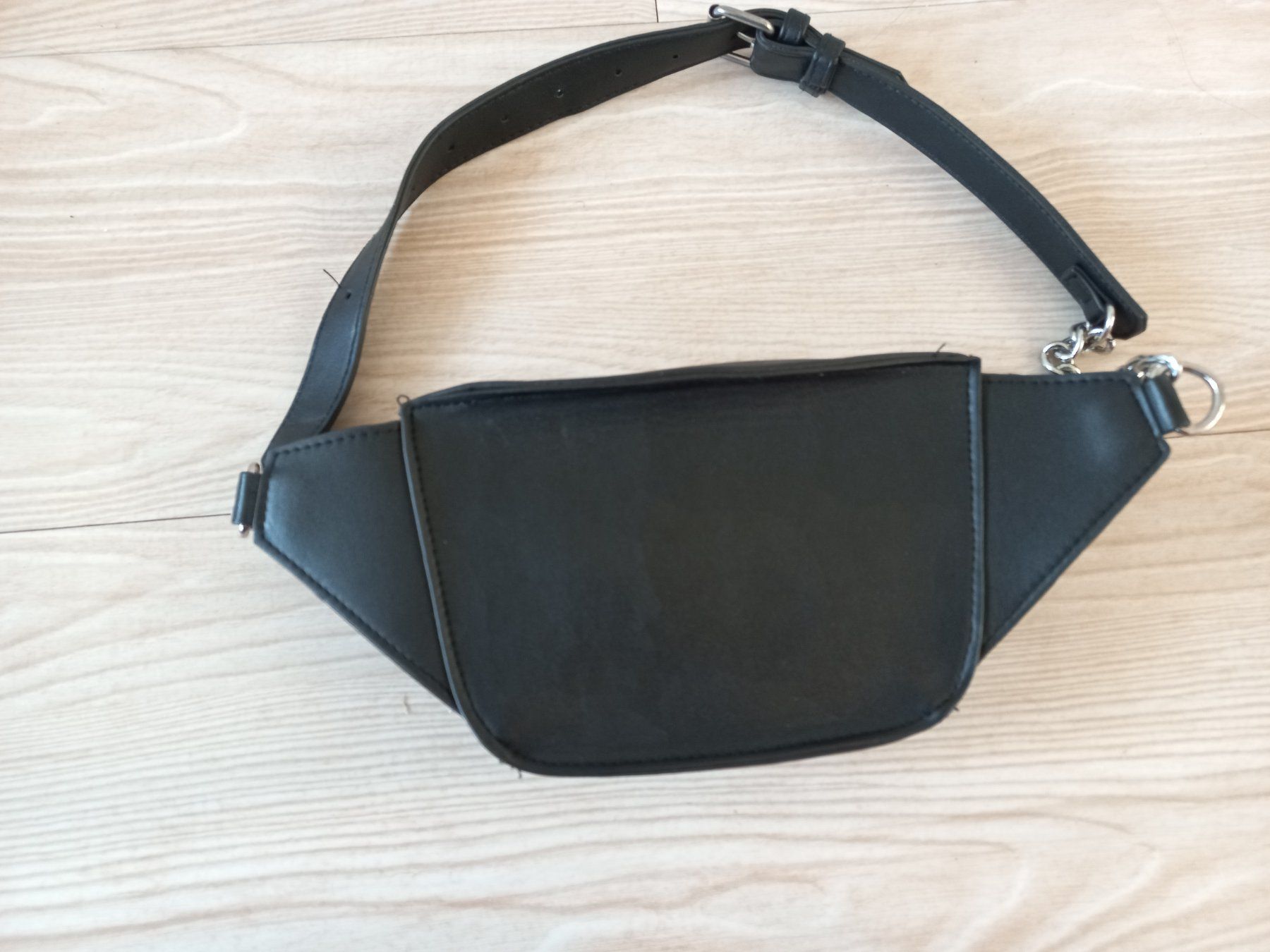 Altro in  Abbigliamento & Accessori: Banane Bershka – Usato da Châtelaine venduto da ing_mb6r 1