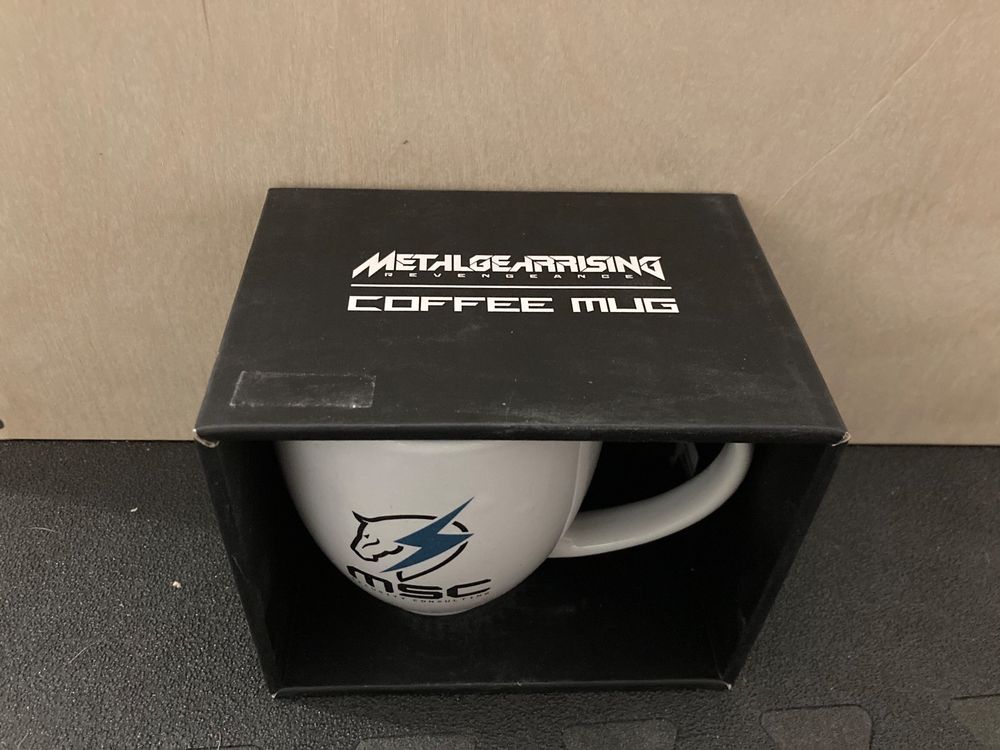 Mug Metal Gear Rising Kaffee Tasse NEU OVP Kaufen auf Ricardo