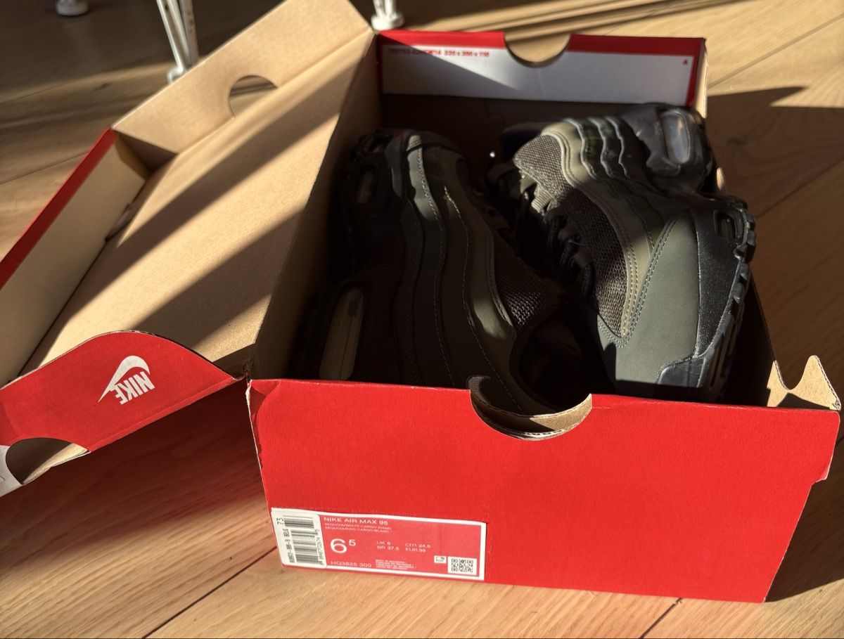 Nike Scarpe da uomo: NIKE AIR MAX 95 - Séquoia - neuves - p. 36 – Nuovo e nell'imballaggio originale da Broc venduto da ffribourg 4