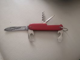 Rotes Deutsches Vintage Taschenmesser mit Kapselheber,