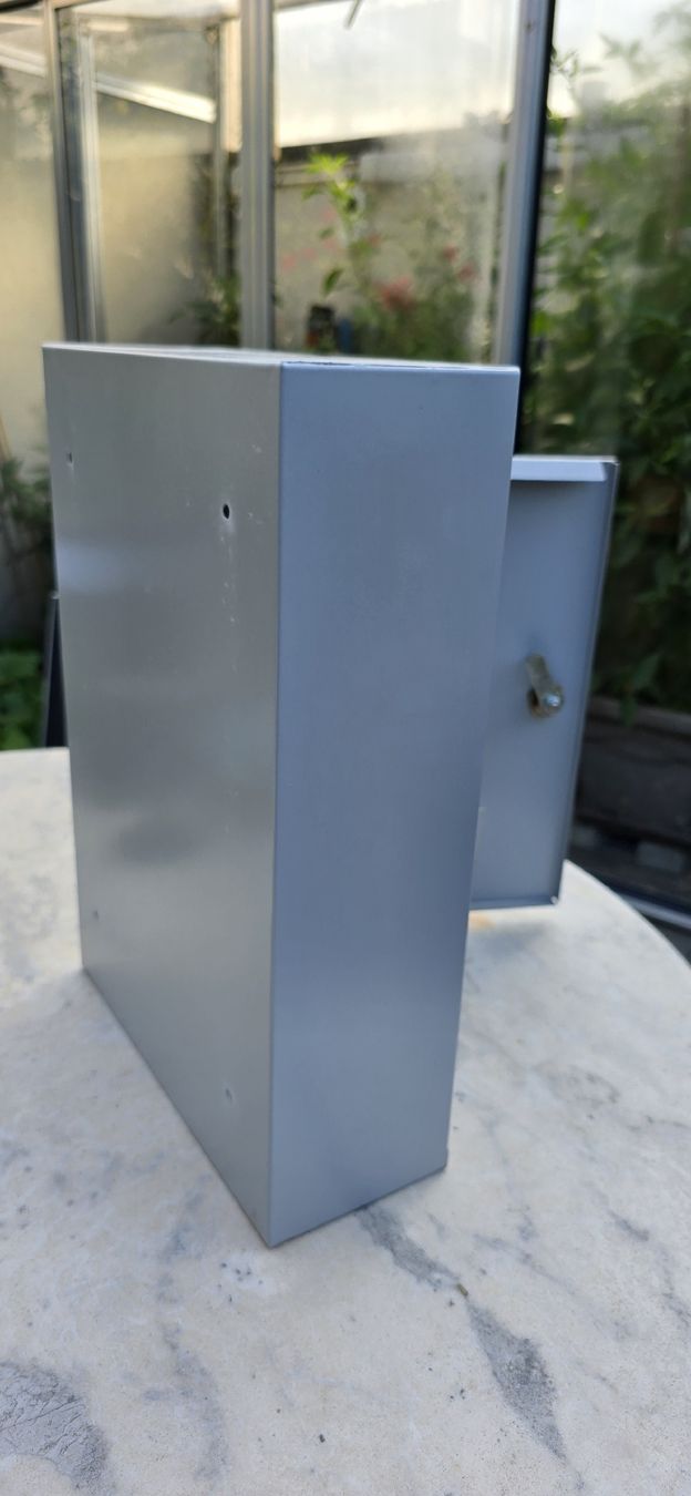 Sonstiges für Haushalt & Wohnen: Briefkasten grau Metall  – Gebraucht aus Utzenstorf von Saxigeorge 2