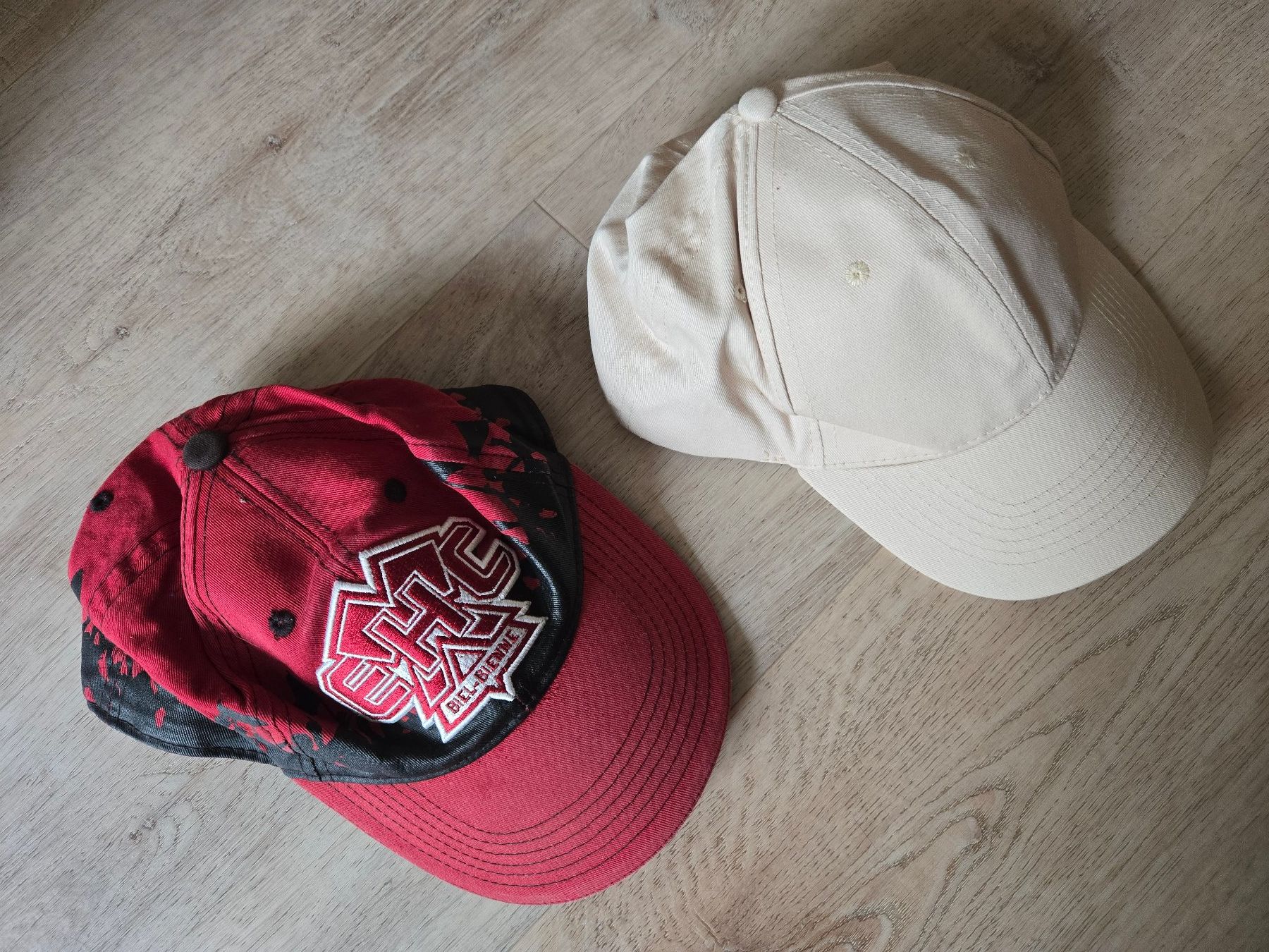 Altro abbigliamento per bambino: 5 Stück Caps, Grösse 54 – Usato da Delémont venduto da mvl_l76c 6