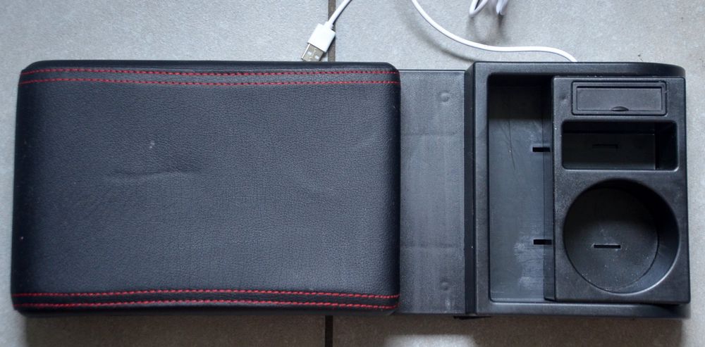 Auto Armlehnen Abdeckung Mit Staufach - Erhöhungsauflage Mit Getränkehaltern & Taschentuchbox