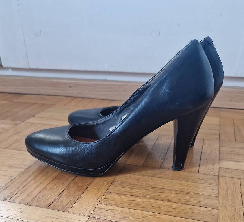 Damenschuhe: Pumps Highheels Gr. 37 – Gebraucht aus Zürich von pm00