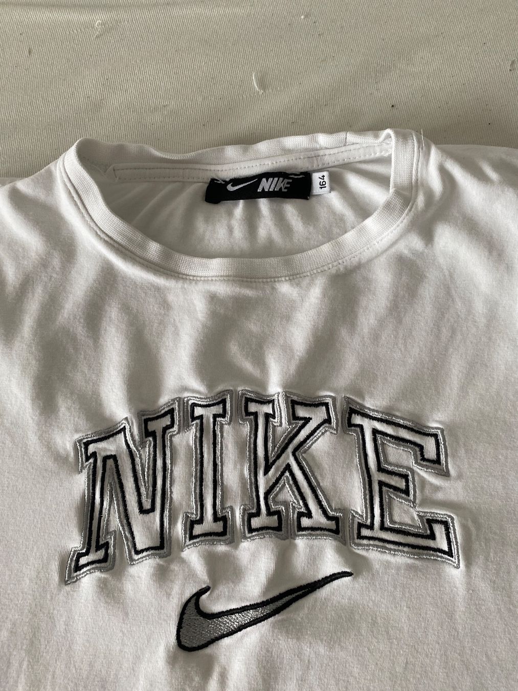 Nike T-shirt: Nike Gr. 164 – Usato da Wangen b. Olten venduto da janfon 1