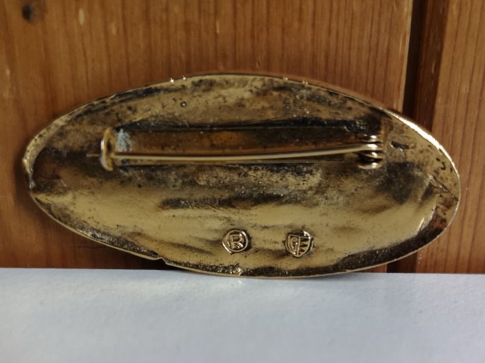 Spille & Fermagli: Interessante Brosche mit Stempel – Usato da Schaffhausen venduto da Leveron13 1
