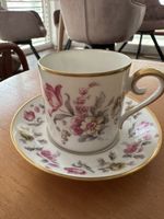 Tirschenreuth Kaffeetasse mit Untertasse Blumenmuster Goldra