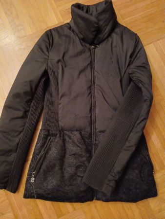 Desigual Winterjacke Grösse 36, Top Zustand, ohne Kaputze