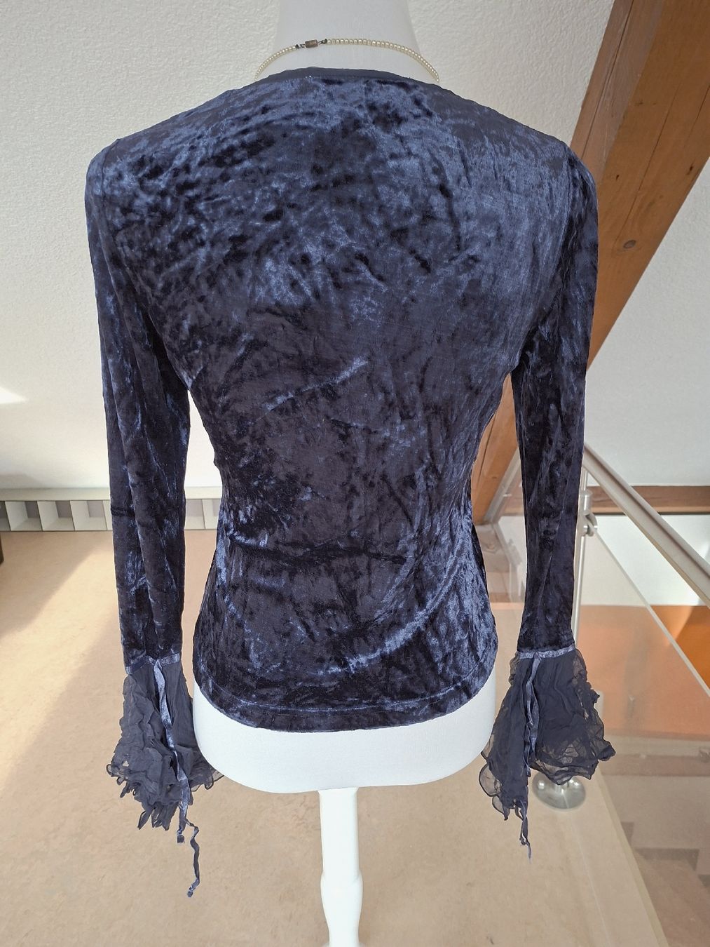 Boom Baba Camicette: Samtbluse, blau-lila, Grösse S/M, neu Boom Baba – Nuovo (secondo la descrizione) da Klingnau venduto da vollmond36 2