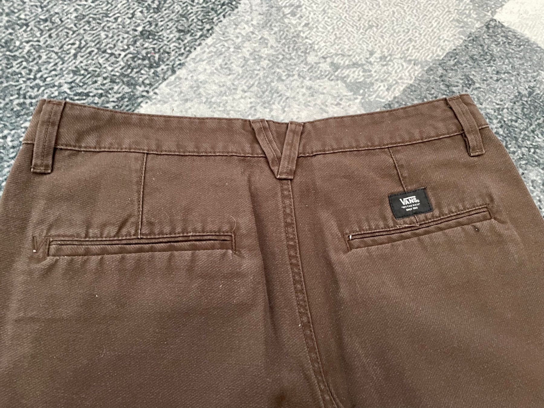 Vans Pantaloni: Vans - Authentic Chino (Brown) – Usato da Chiasso venduto da Er_Mon 4