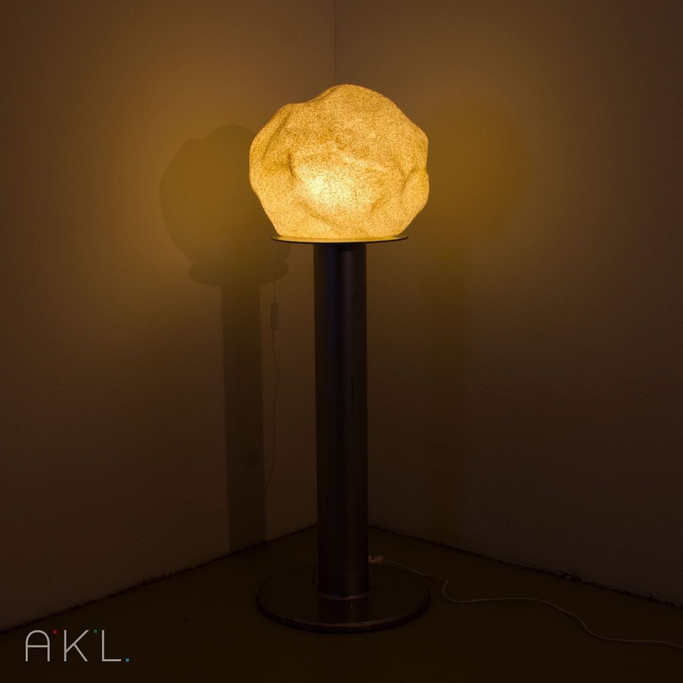 Lampade: Rock Lampe -  Original von Singletron – Usato da Fescoggia venduto da AmazingDesignObjects