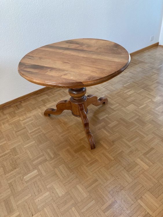 Antiker Holztisch, rund | Kaufen auf Ricardo
