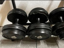Hantelregal aus Massivmetall inkl. Kurzhantel-Set