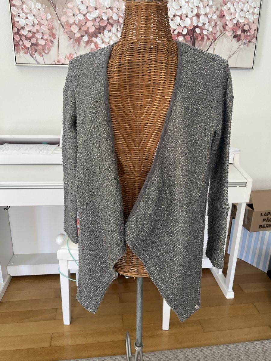 Pepe Jeans Jacken: Pepe Jeans , Cardigan, XS, Grau – Gebraucht aus Solothurn von Bobesch08