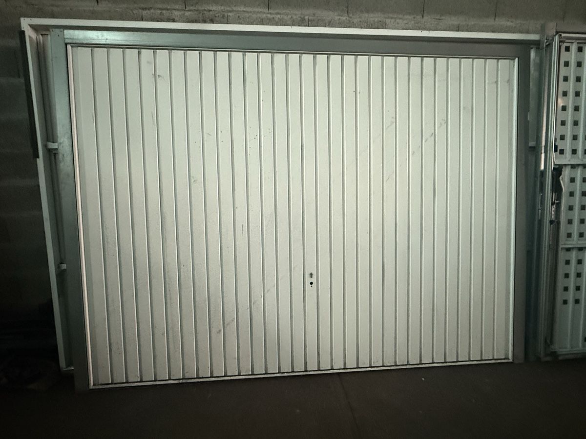 Hörmann Porte: Porte de garage Hormann basculante – Nuovo (secondo la descrizione) da Commugny venduto da LeWill