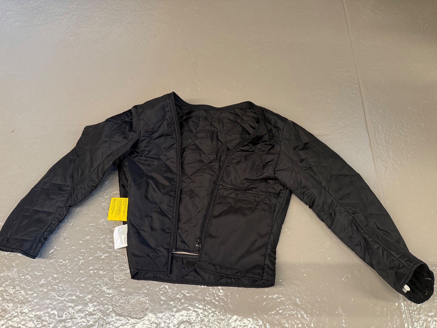 Jacken: Motorradjacke Gr. 48 praktisch neu – Gebraucht aus Männedorf von Patisa 4