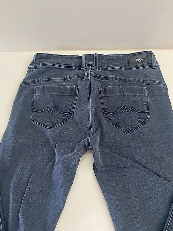 Jeans: Pepe Jeans, Gr. 28 – Gebraucht aus Winterthur von Etimax 2