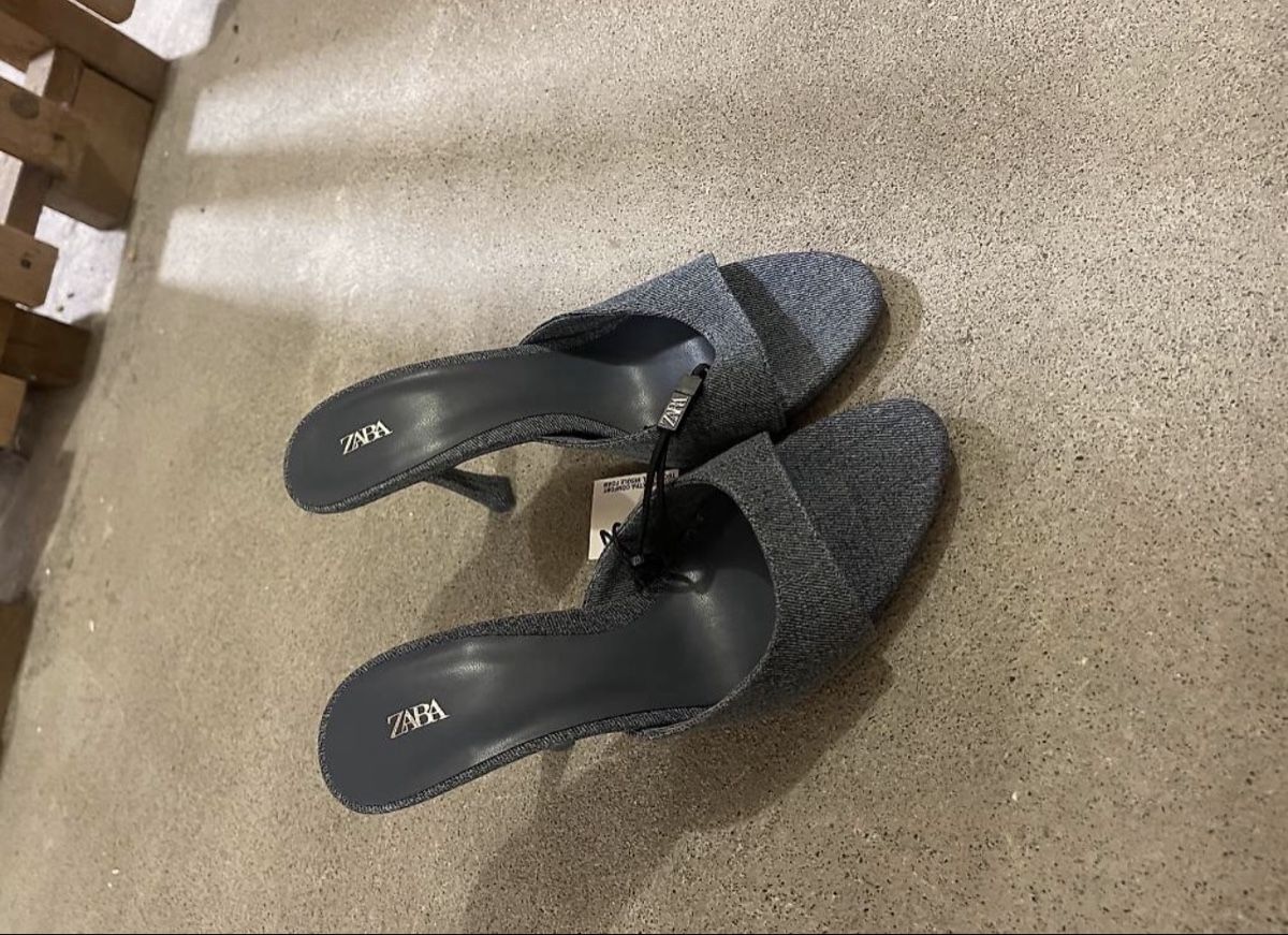 Zara Damenschuhe: Zara Highheels, NEU. GR 39 – Neu und originalverpackt aus Horgen von Ed0 1