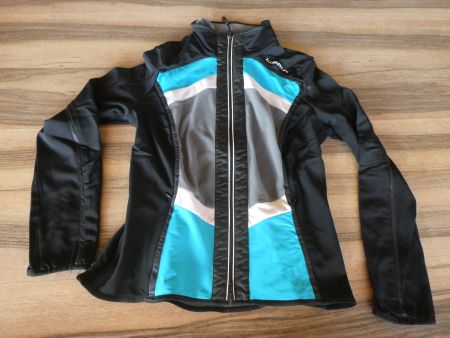 Neuwertige Fleecejacke für Damen von Allsport, Grösse 38