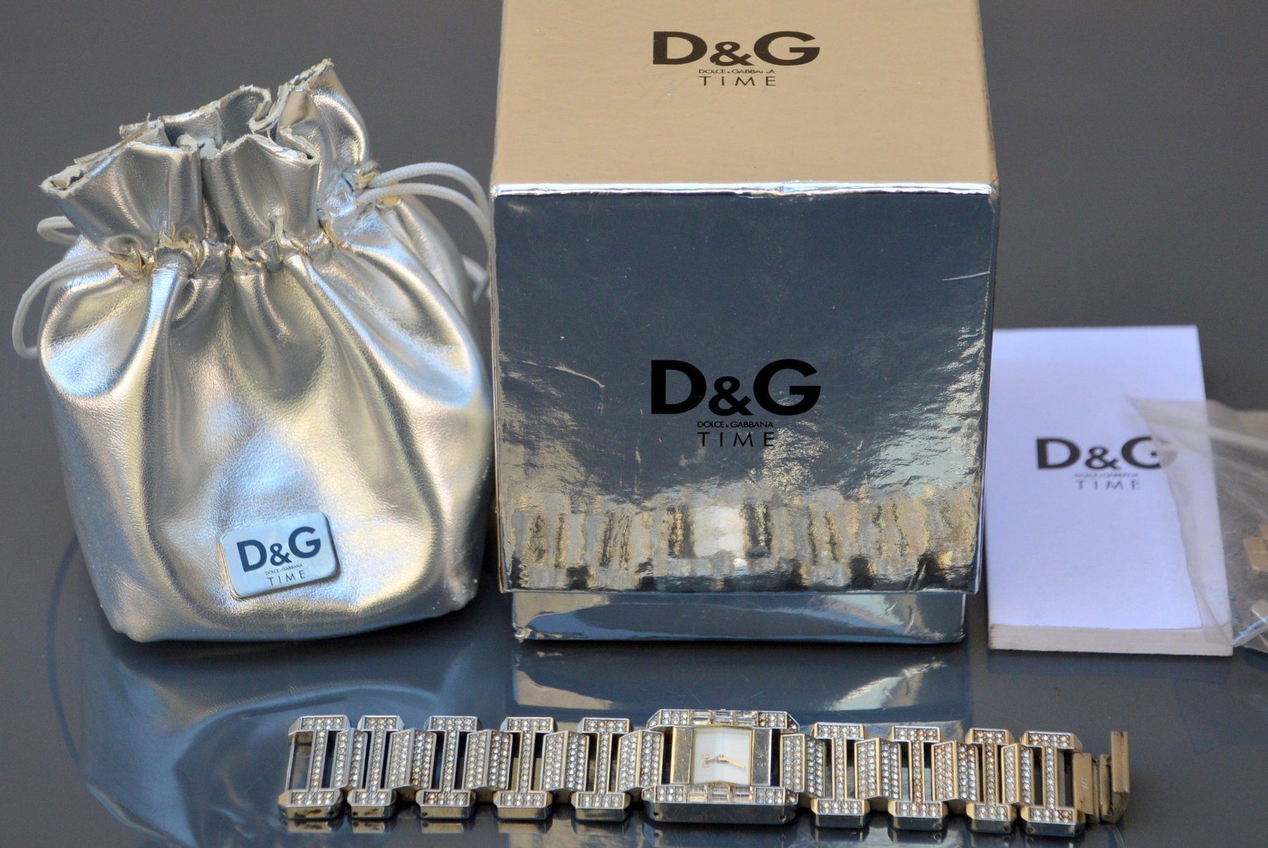 Dolce & Gabbana Uhren: Armbanduhr Dolce & Gabbana Montre – Defekt aus Collonges von arashee 1