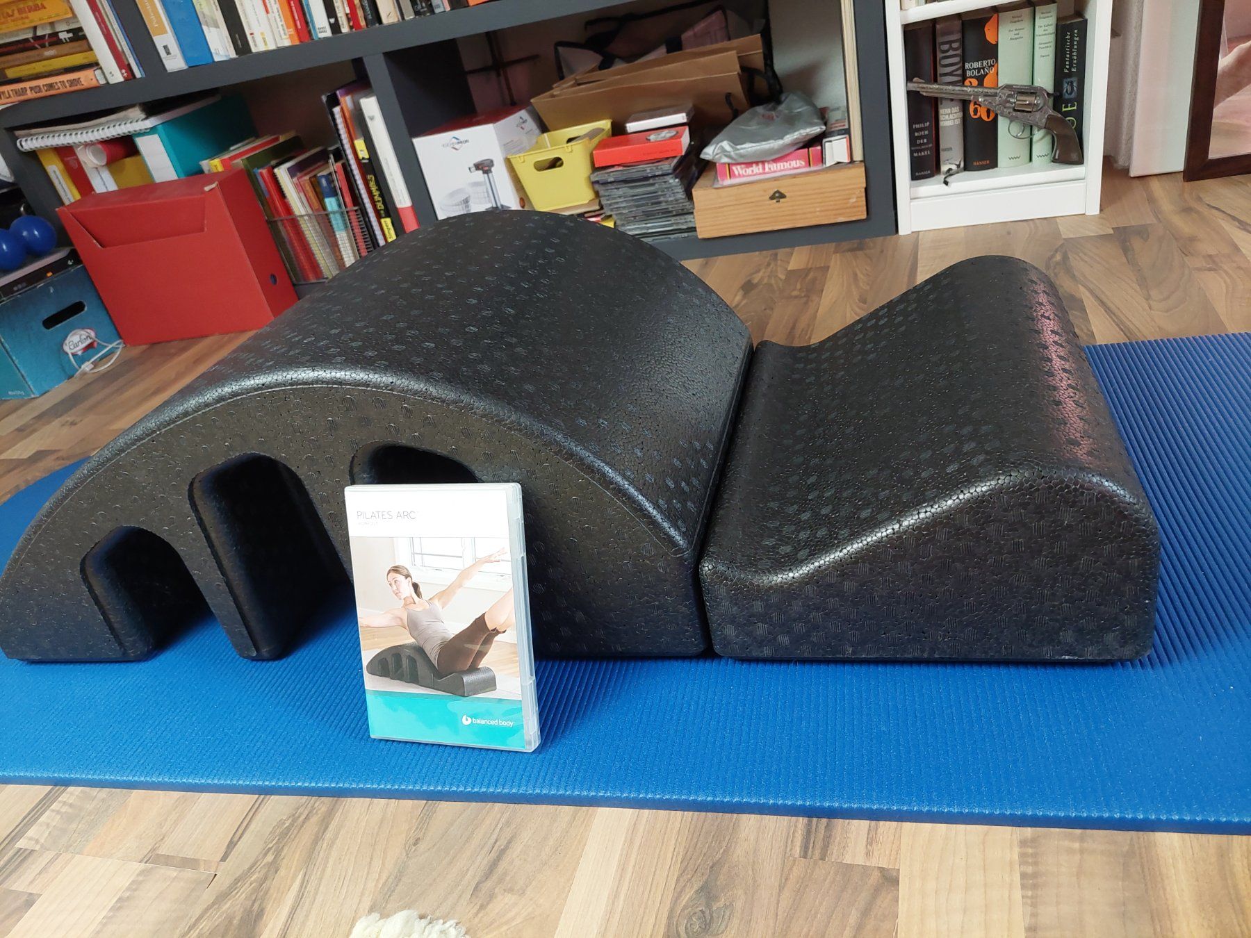 Hometrainer: Pilates Arc, Übungsanleitung, DVD, Matte – Gebraucht aus Zürich von syl_ph6k