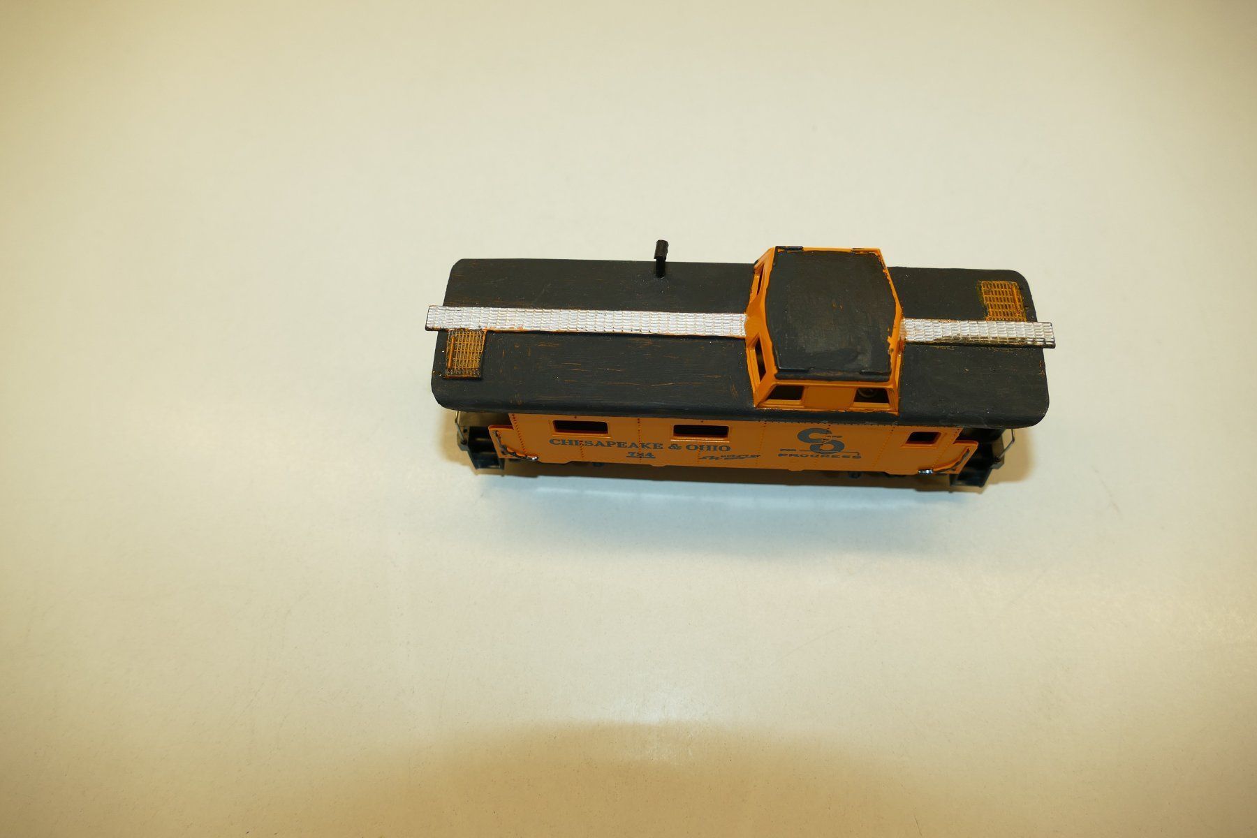 Modelleisenbahnen: Spur H0: US Caboose #724 Chesapeake & Ohio – Gebraucht aus Niederhasli von rail-duerst 4