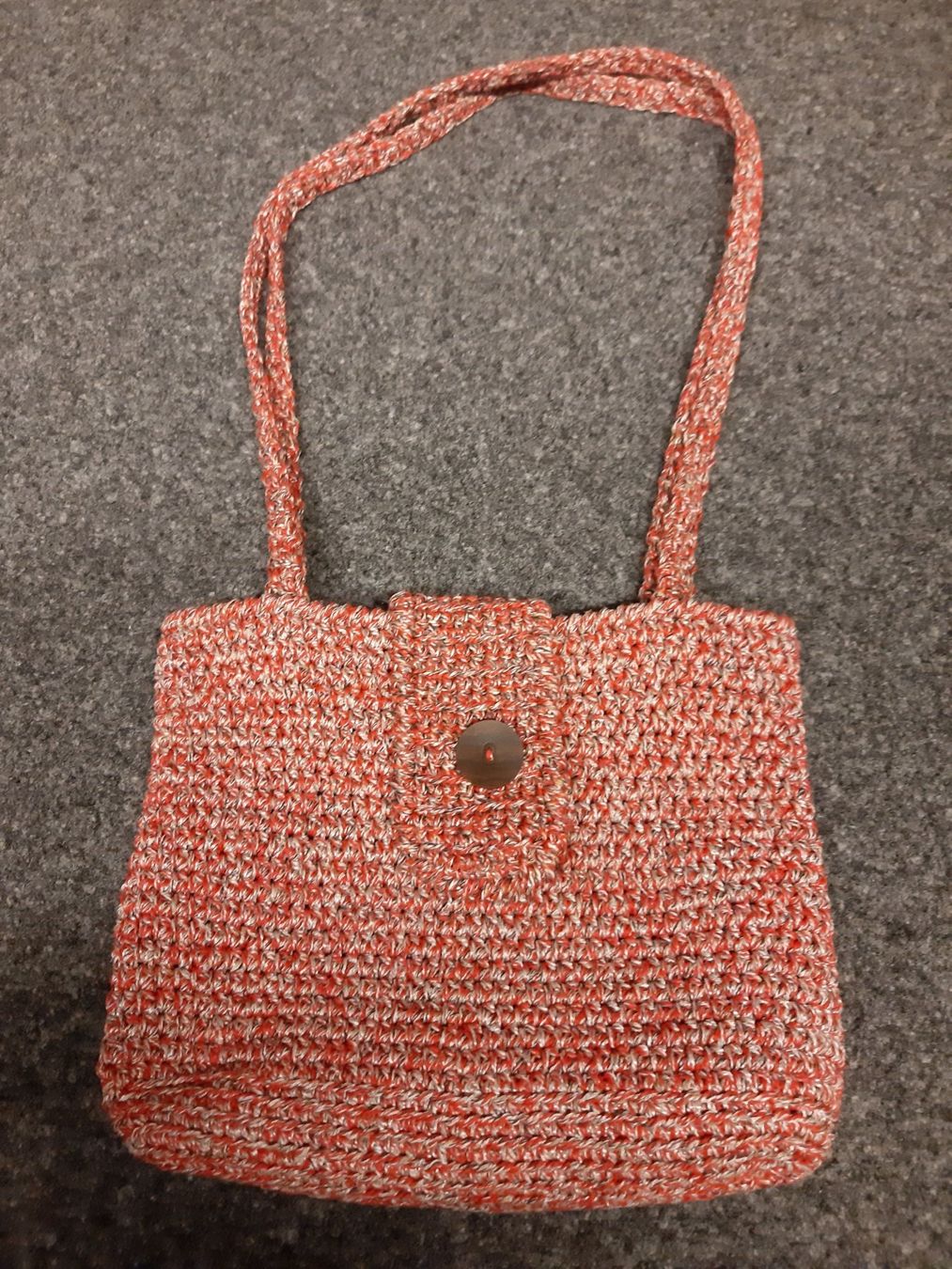 Borse da donna: Tasche Handarbeit – Usato da Schmitten FR venduto da ReniStern