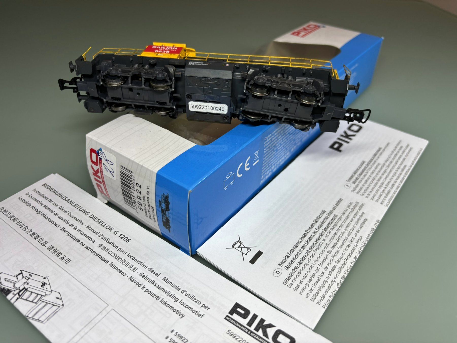 Piko Modellini di ferrovie: DIGITAL Diesellok NS 6400 RAILION DB Logistics – Usato da SION venduto da Pef12 9