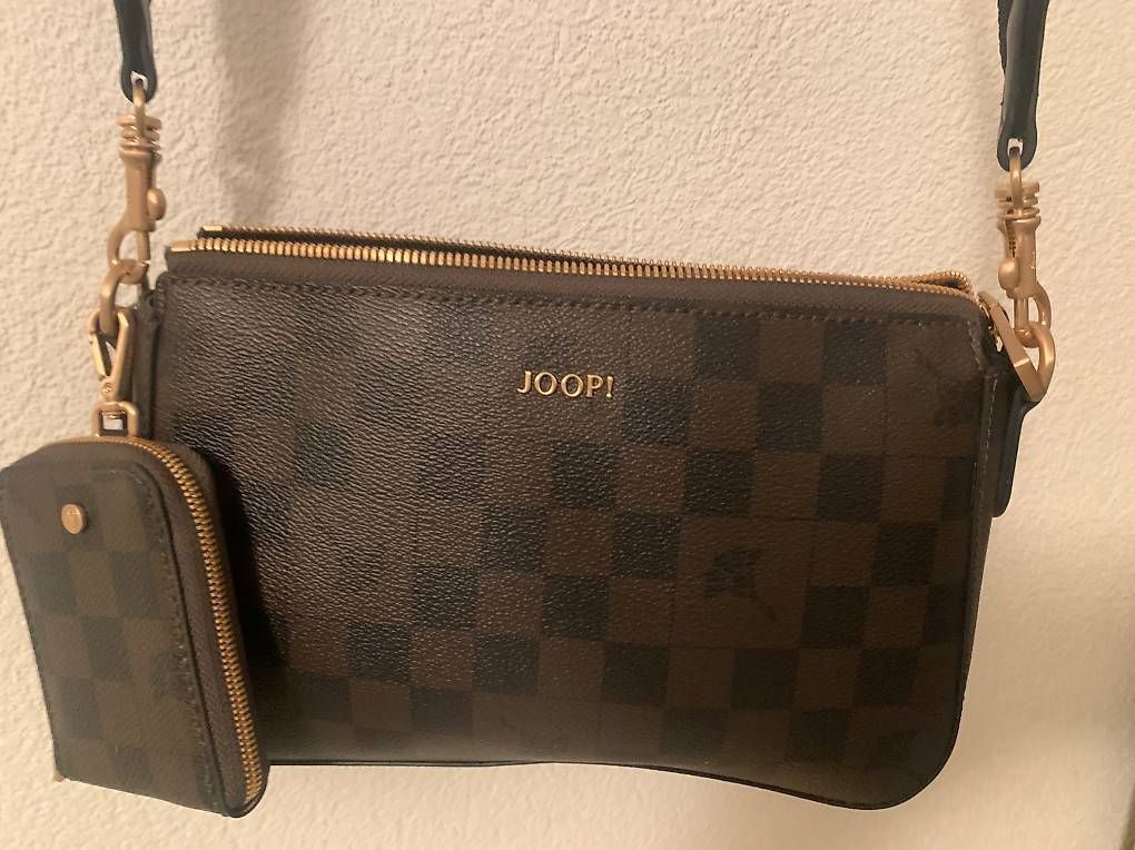 Joop Borse da donna: Umhängetasche Joop, neuwertig – Usato da Unterengstringen venduto da Zoggy 1