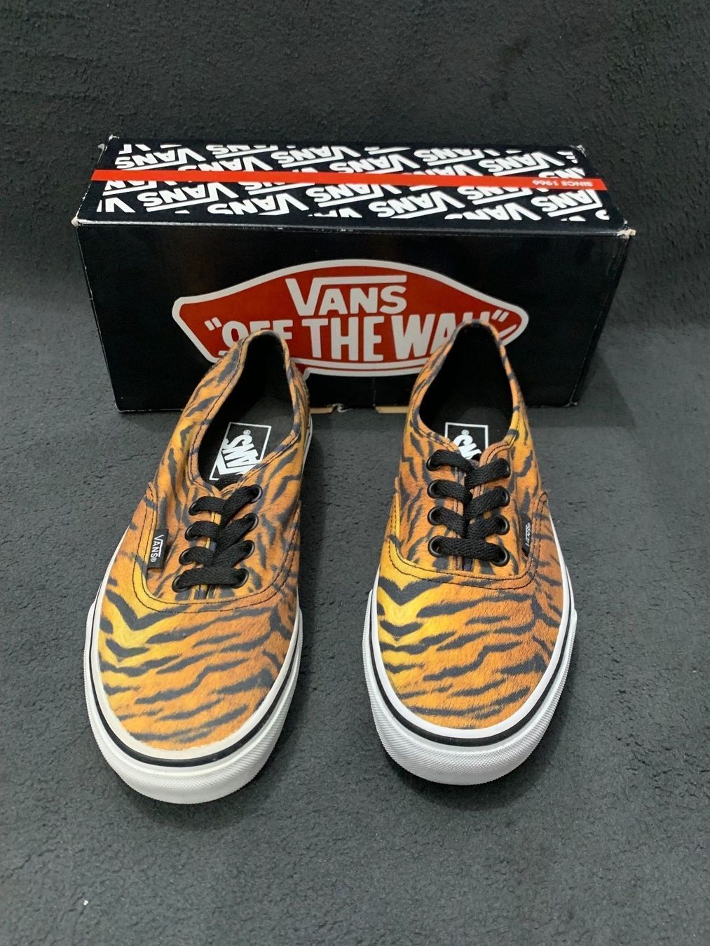 Vans Scarpe da donna: Vans Authentic, Grösse 36.5 – Nuovo e nell'imballaggio originale da Zürich venduto da LIQUIDATOR.CP