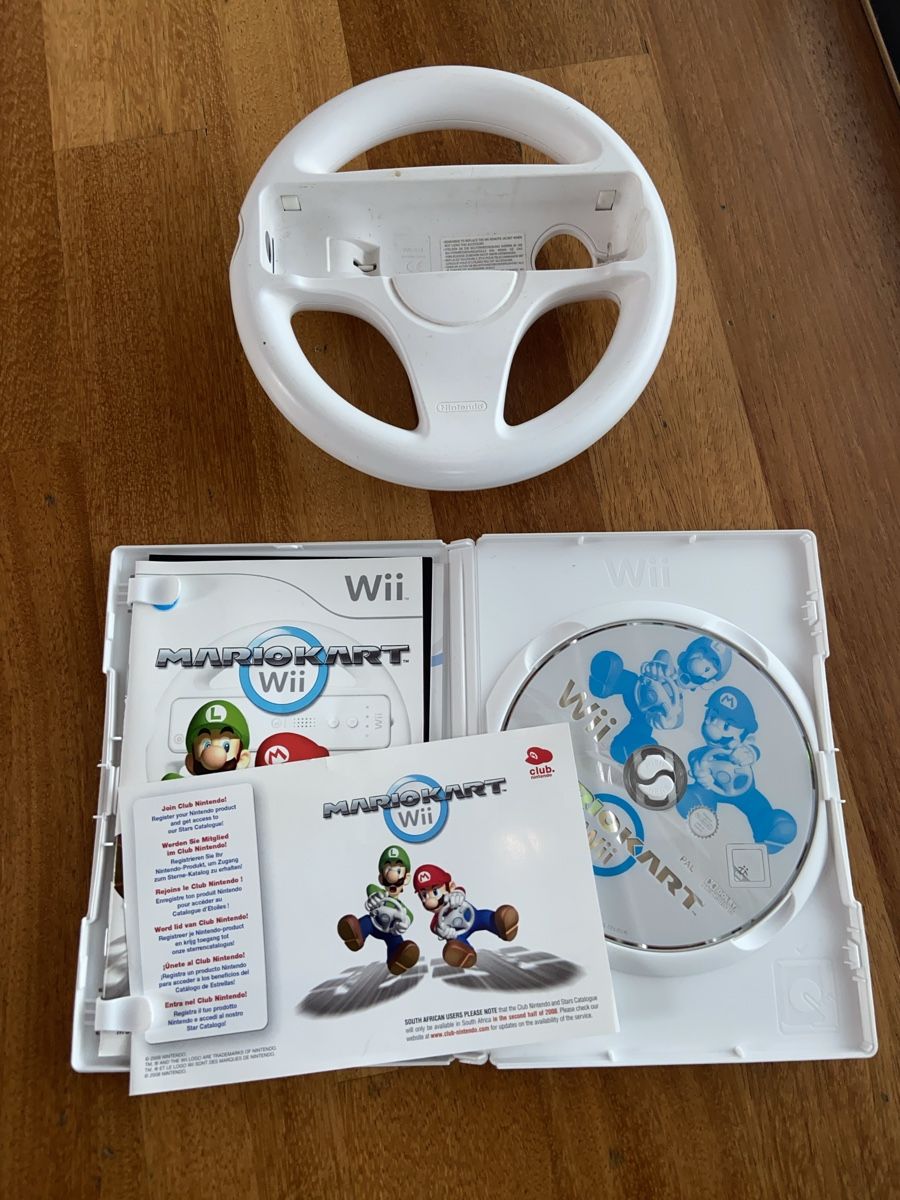 Nintendo Spiele: Mario kart wii – Gebraucht aus Corin-de-la-Crête von